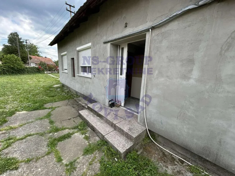 kuca na prodaju Veternik 49m2 571026