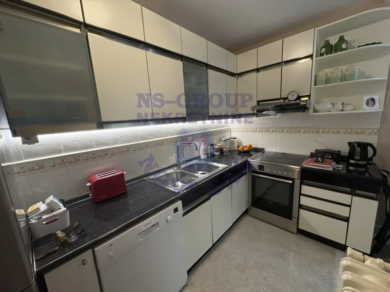 stan na prodaju Novi Sad 86m2 570968