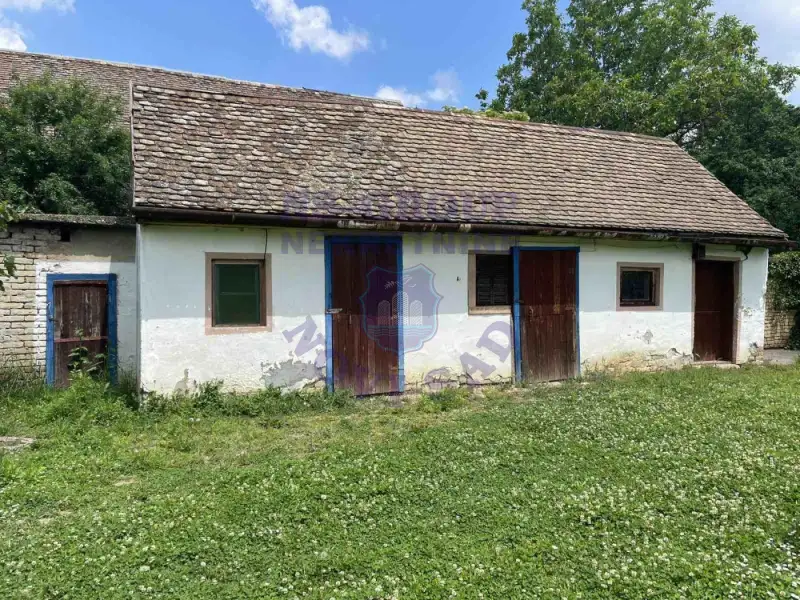 kuca na prodaju Bački Jarak 97m2 570919