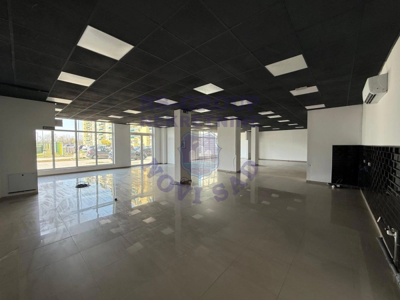 lokal za izdavanje Novi Sad 306m2 16269