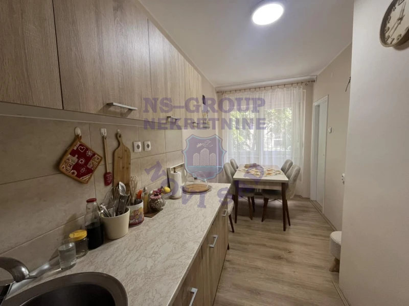 stan na prodaju Novi Sad 54m2 571003