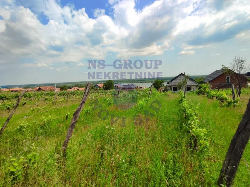 plac na prodaju Sremski Karlovci 453m2 570980