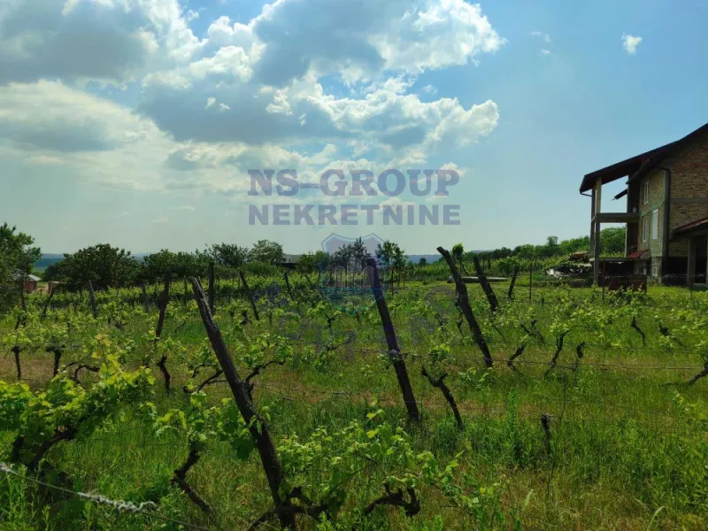 plac na prodaju Sremski Karlovci 453m2 570980