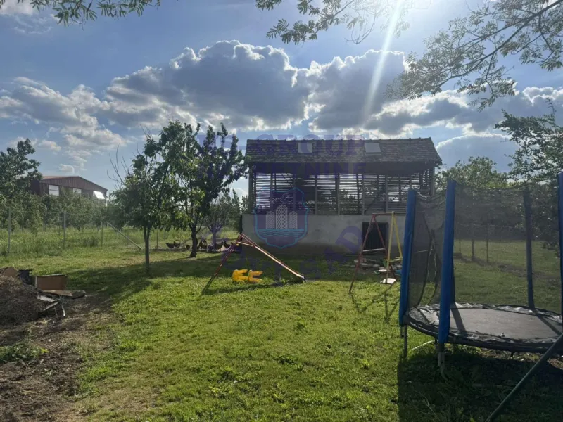 kuca na prodaju Žabalj 137m2 571089