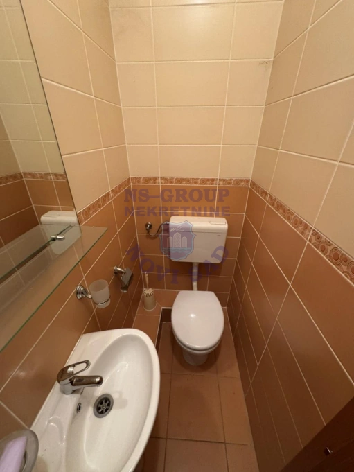 stan na prodaju Novi Sad 72m2 571221