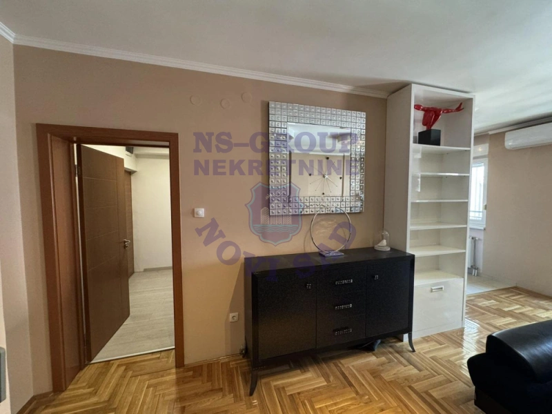 stan na prodaju Novi Sad 72m2 571221