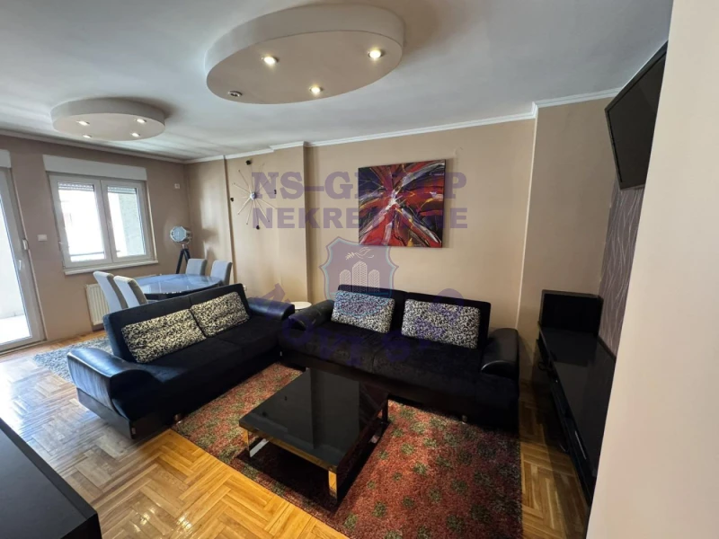 stan na prodaju Novi Sad, 72m2 571221
