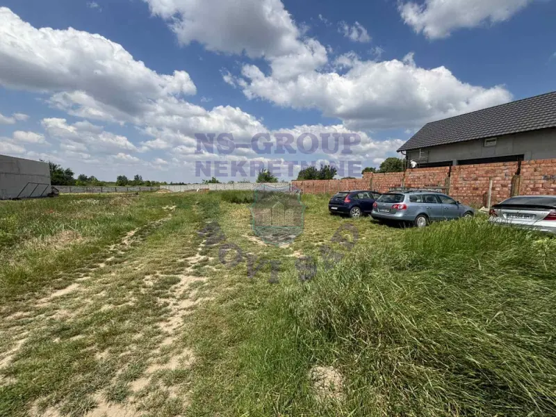 plac na prodaju Veternik, 678m2 571068