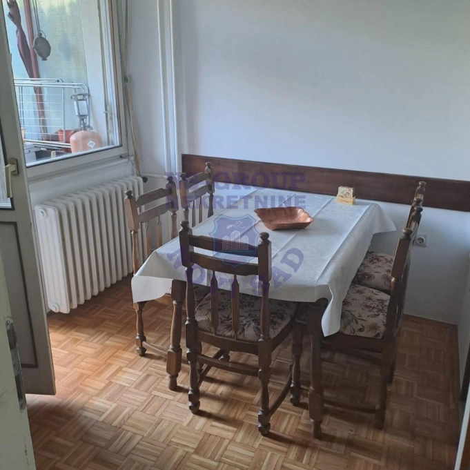 stan za izdavanje Novi Sad 80m2 16492