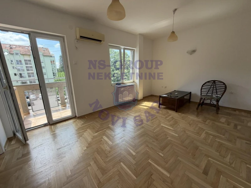 stan na prodaju Novi Sad, 43m2 571259