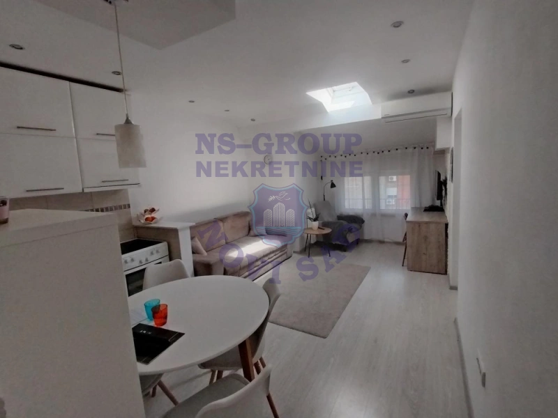 stan na prodaju Novi Sad 45m2 571220