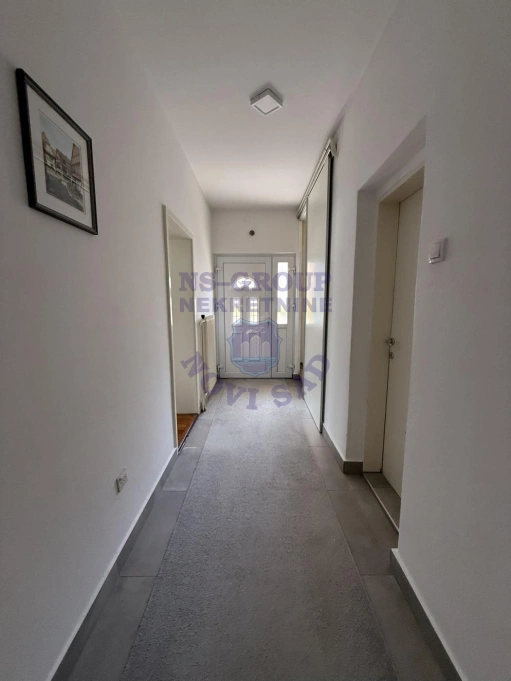 kuca na prodaju Čelarevo 200m2 571196