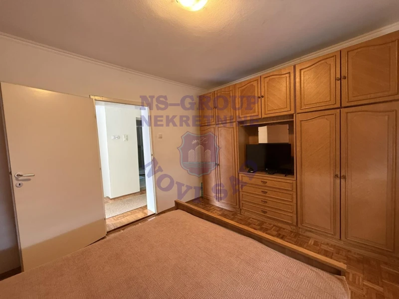 kuca na prodaju Čelarevo 200m2 571196