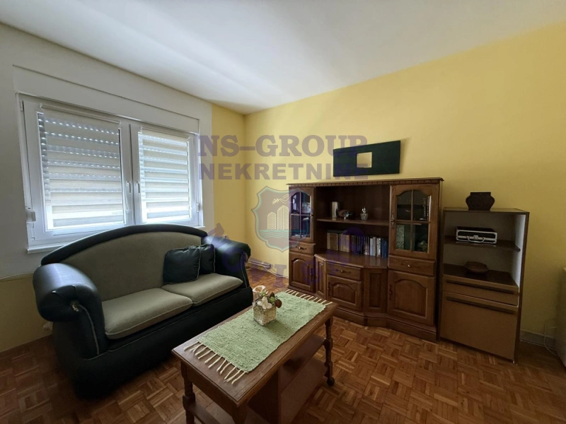 kuca na prodaju Čelarevo 200m2 571196