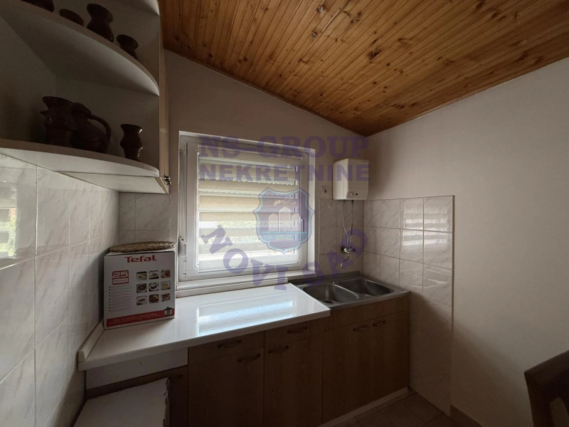 kuca na prodaju Čelarevo 200m2 571196