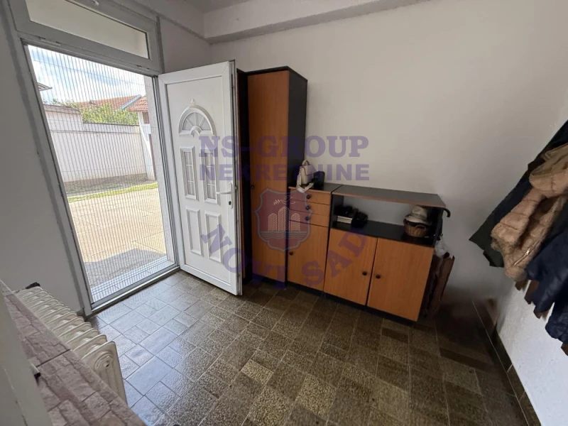 kuca na prodaju Čelarevo 200m2 571196
