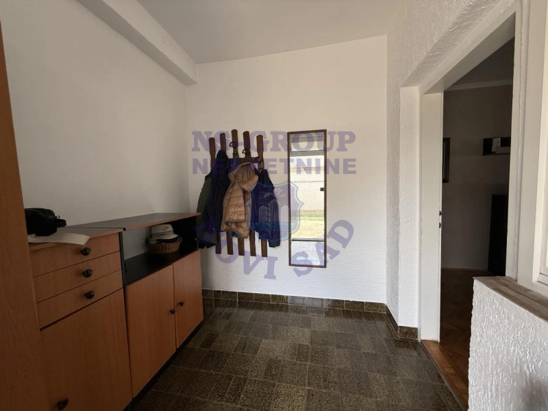 kuca na prodaju Čelarevo 200m2 571196
