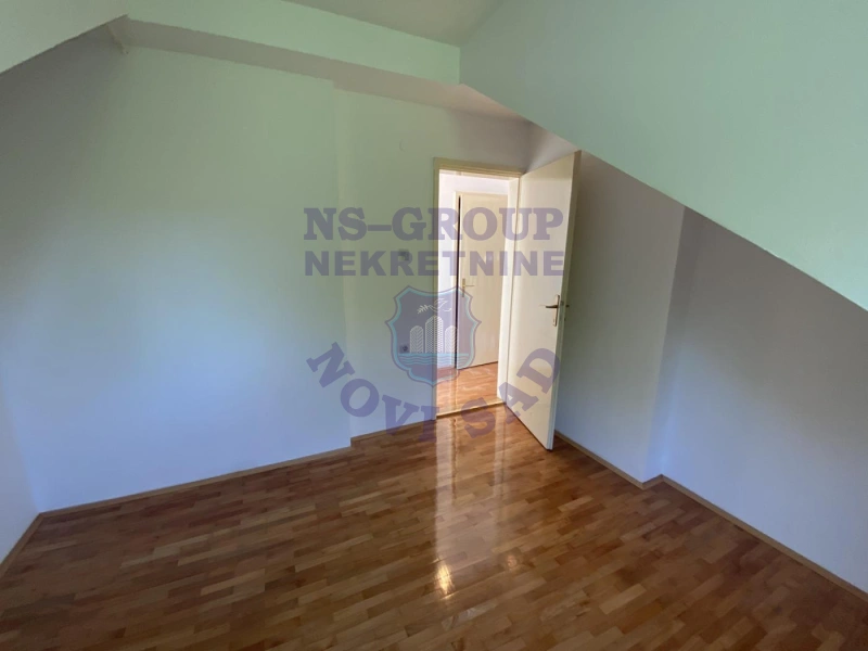 stan na prodaju Novi Sad 37m2 571233