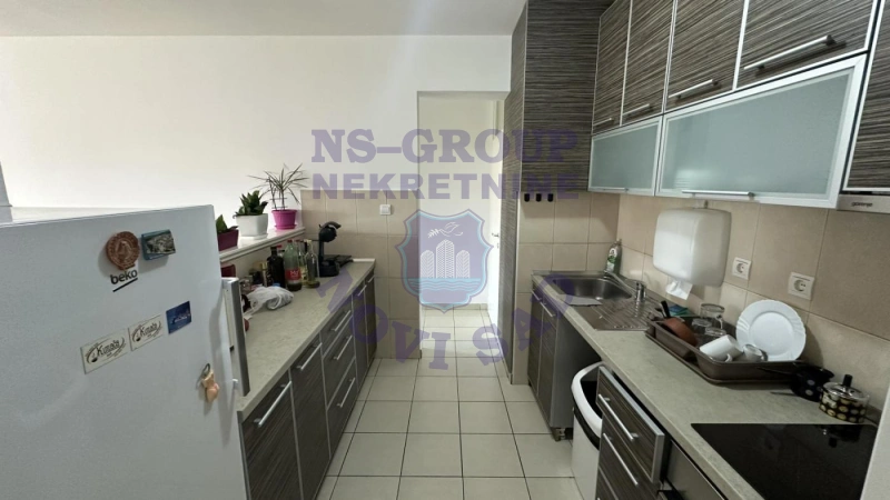 stan za izdavanje Novi Sad 130m2 16477