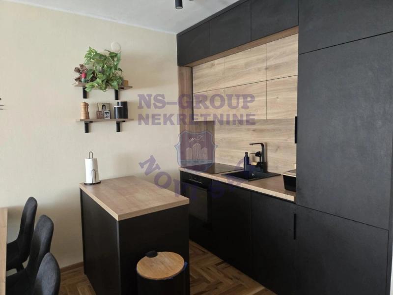 stan na prodaju Novi Sad 72m2 571244