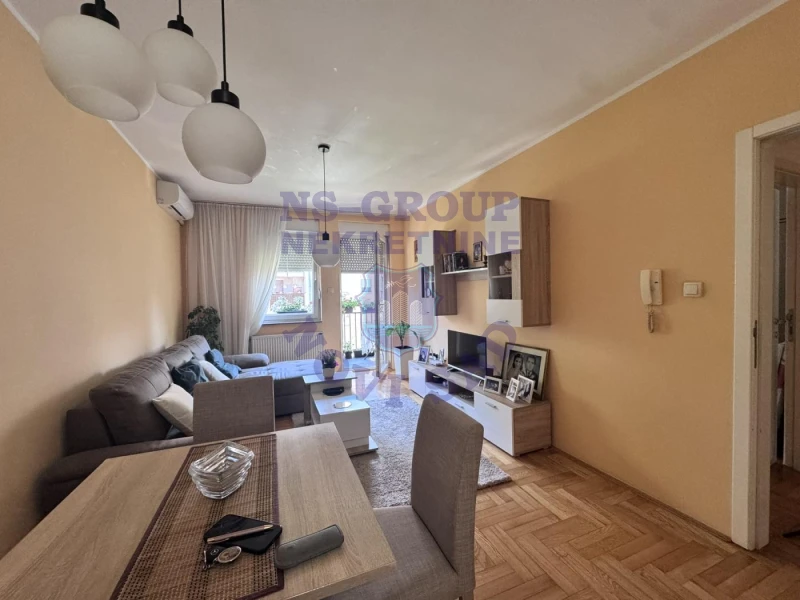 stan na prodaju Novi Sad, 42m2 571313