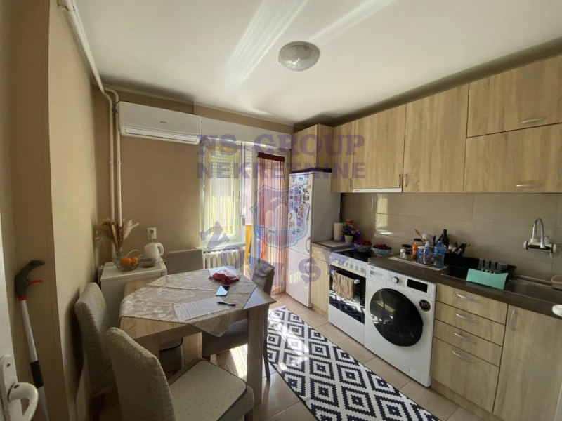 stan na prodaju Novi Sad 47m2 571309