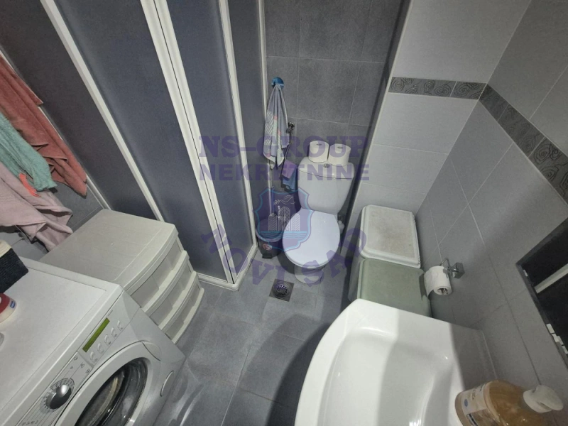 stan na prodaju Novi Sad 77m2 571478