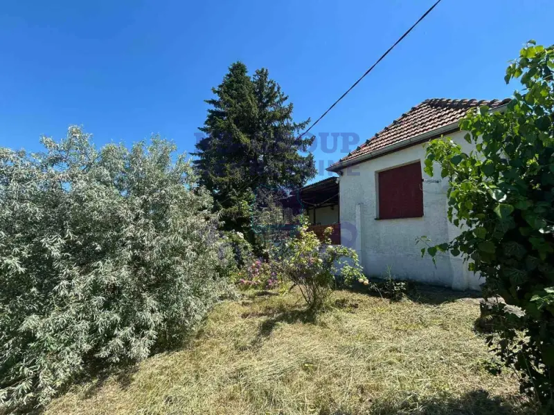 kuca na prodaju Čortanovci 50m2 571488