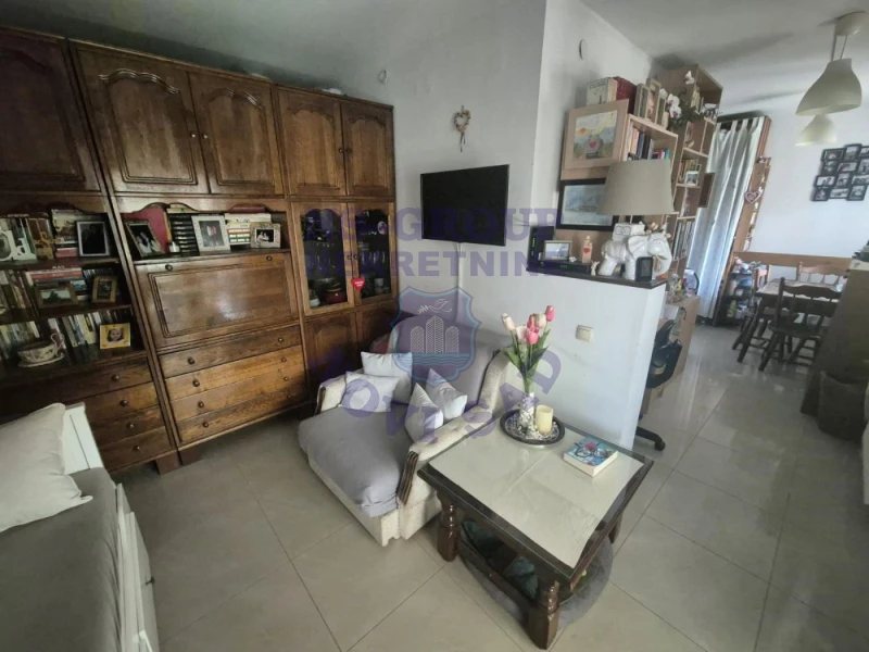 stan na prodaju Novi Sad 77m2 571478