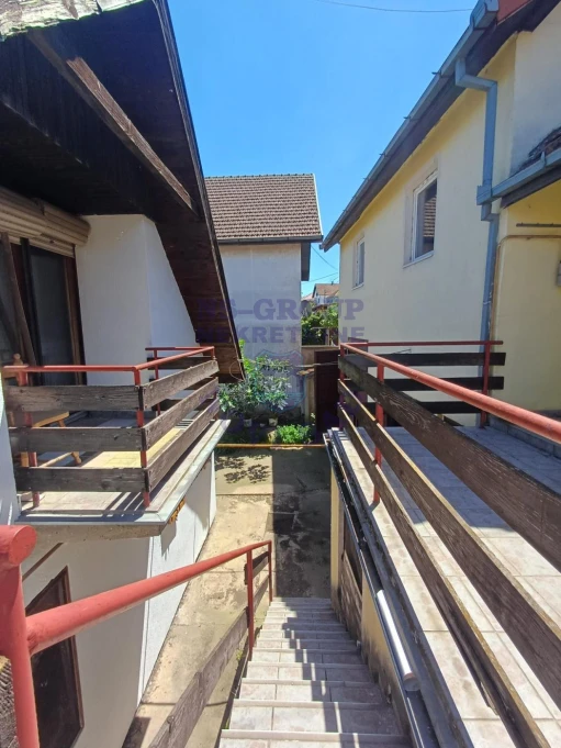 kuca na prodaju Sremski Karlovci 289m2 571646