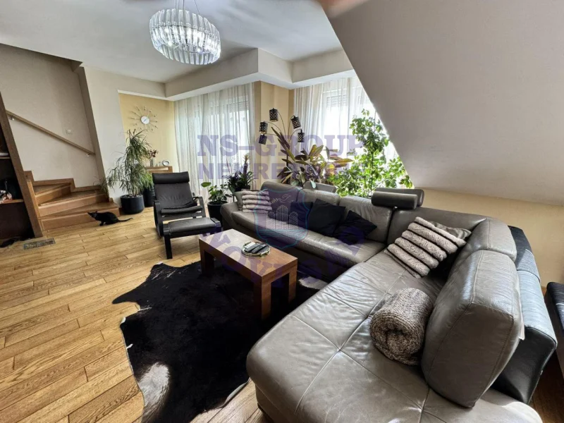stan na prodaju Novi Sad, 105m2 571441