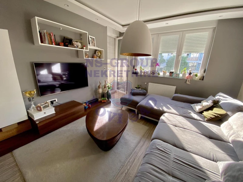 stan na prodaju Novi Sad 65m2 571615