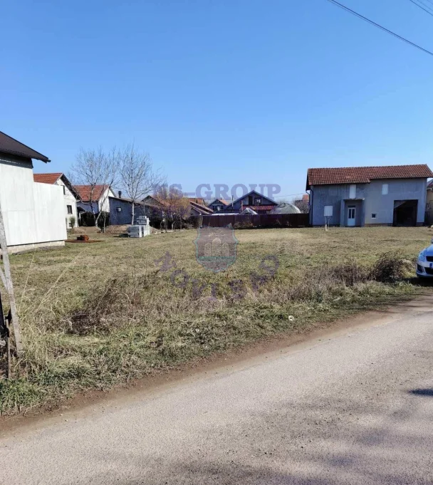 plac na prodaju Rumenka 725m2 571549