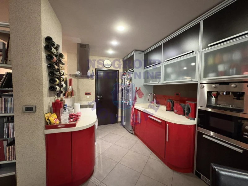 stan na prodaju Novi Sad 140m2 571661