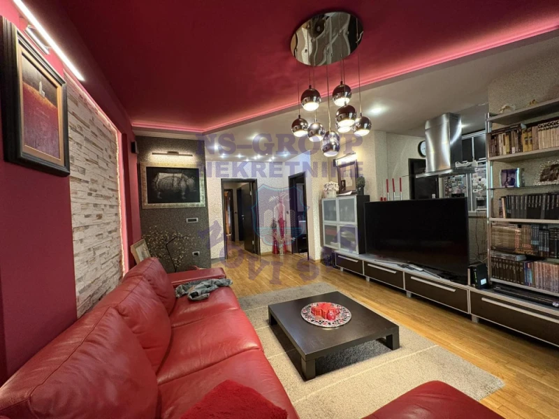stan na prodaju Novi Sad 140m2 571661