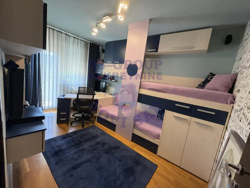 stan na prodaju Novi Sad 140m2 571661