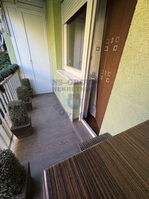 stan na prodaju Novi Sad 140m2 571661