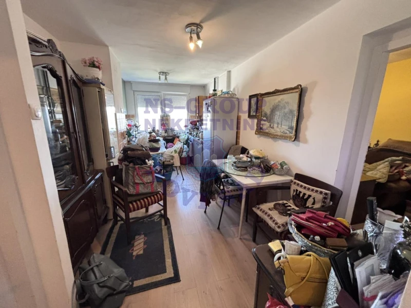 stan na prodaju Novi Sad, 50m2 571725