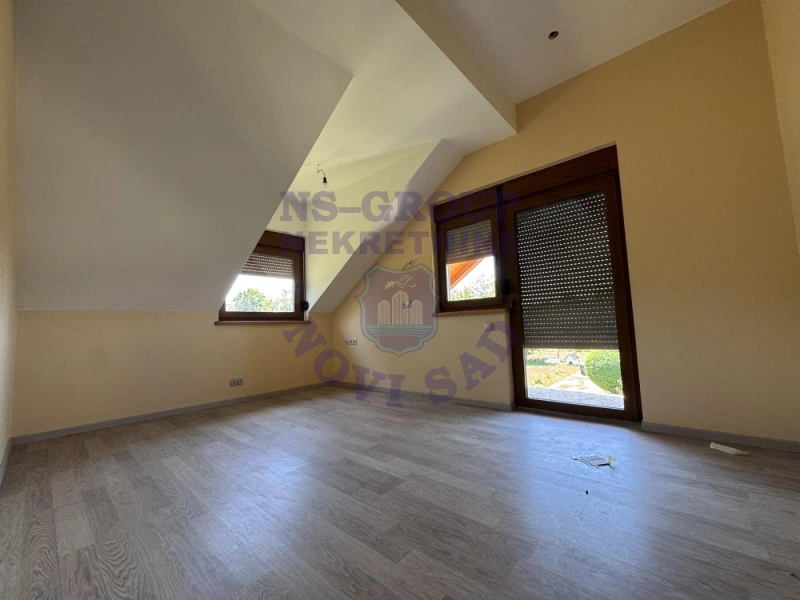 kuca na prodaju Sremski Karlovci 144m2 571721