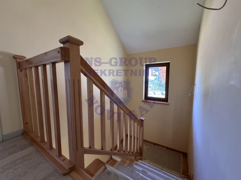 kuca na prodaju Sremski Karlovci 144m2 571721