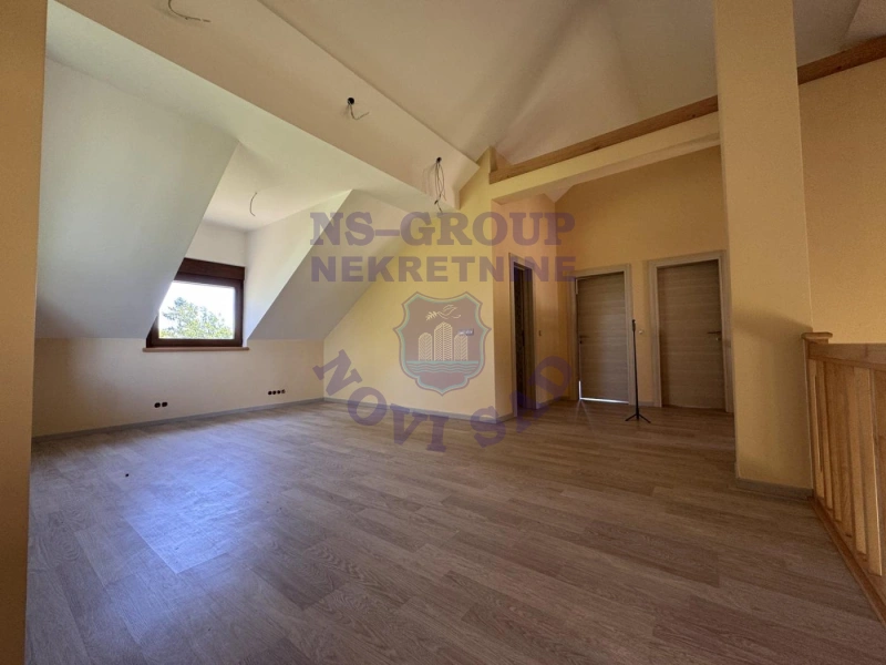 kuca na prodaju Sremski Karlovci 144m2 571721