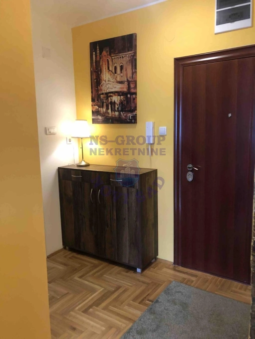stan za izdavanje Novi Sad 40m2 16514