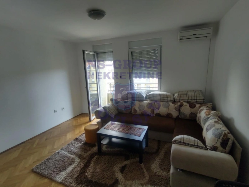 stan na prodaju Novi Sad, 30m2 571757