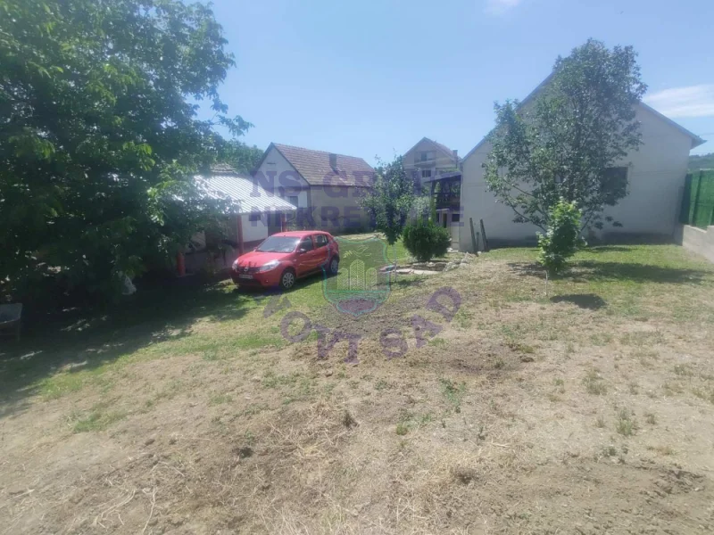 kuca na prodaju Vrdnik 108m2 571859
