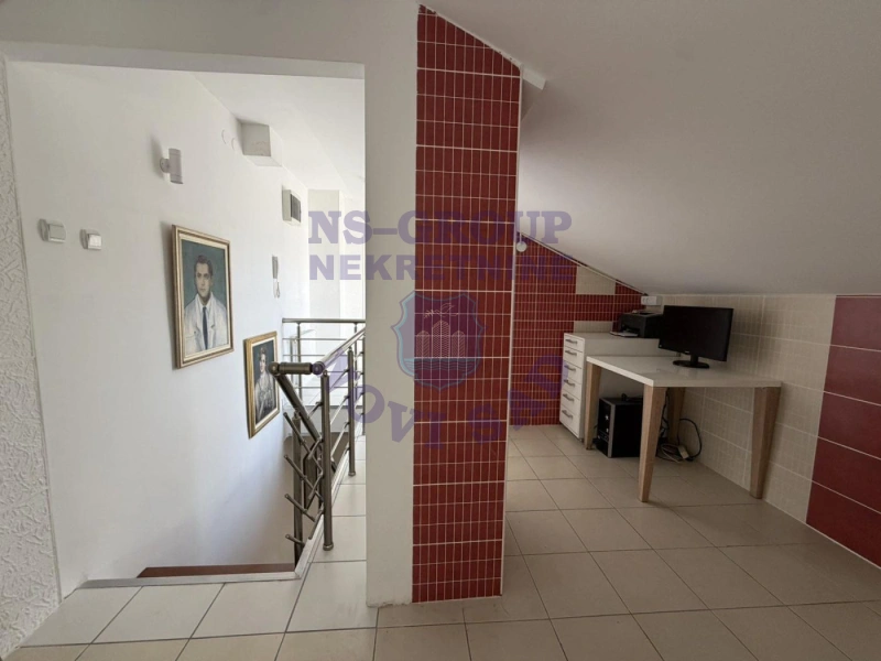 stan na prodaju Novi Sad 128m2 571889