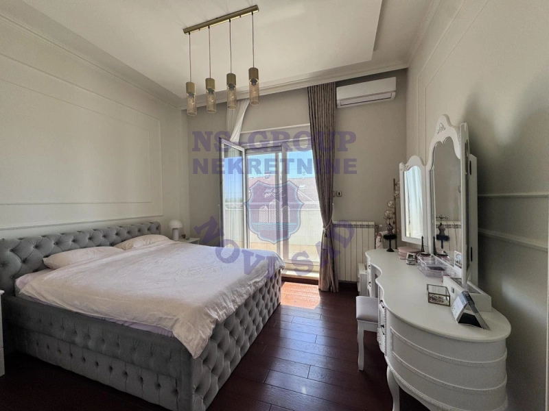 stan na prodaju Novi Sad 359m2 571668