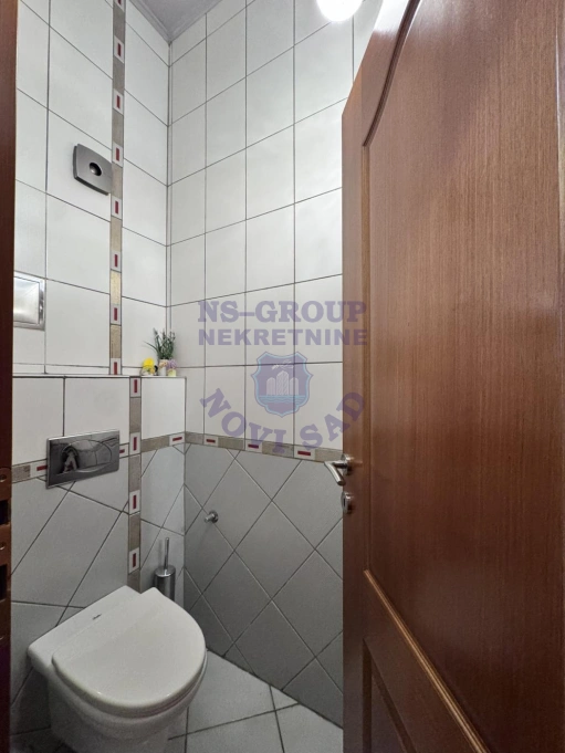 stan na prodaju Novi Sad 359m2 571668