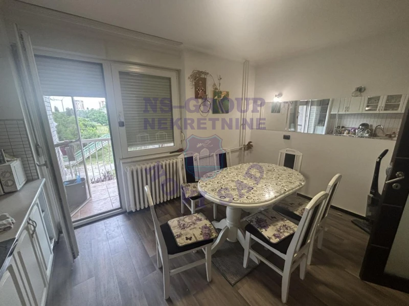 stan na prodaju Novi Sad 60m2 571784
