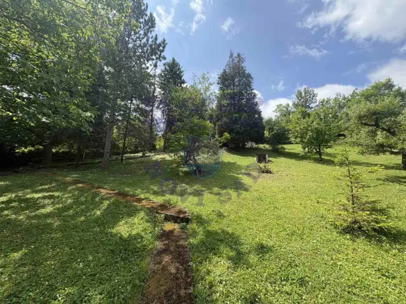 kuca na prodaju Ledinci 30m2 571826