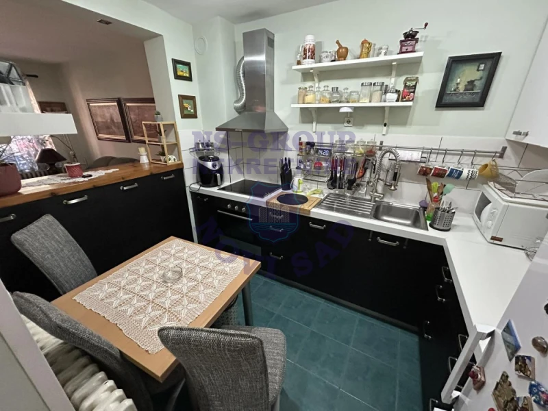 stan na prodaju Novi Sad 70m2 571901